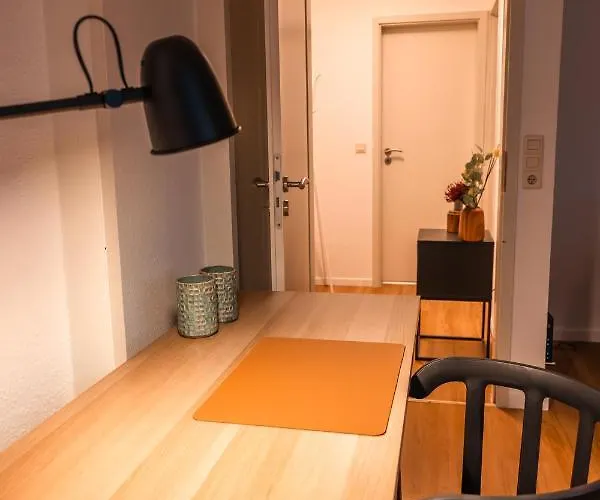 Mit Tiefgarage U. Balkon Lejlighed